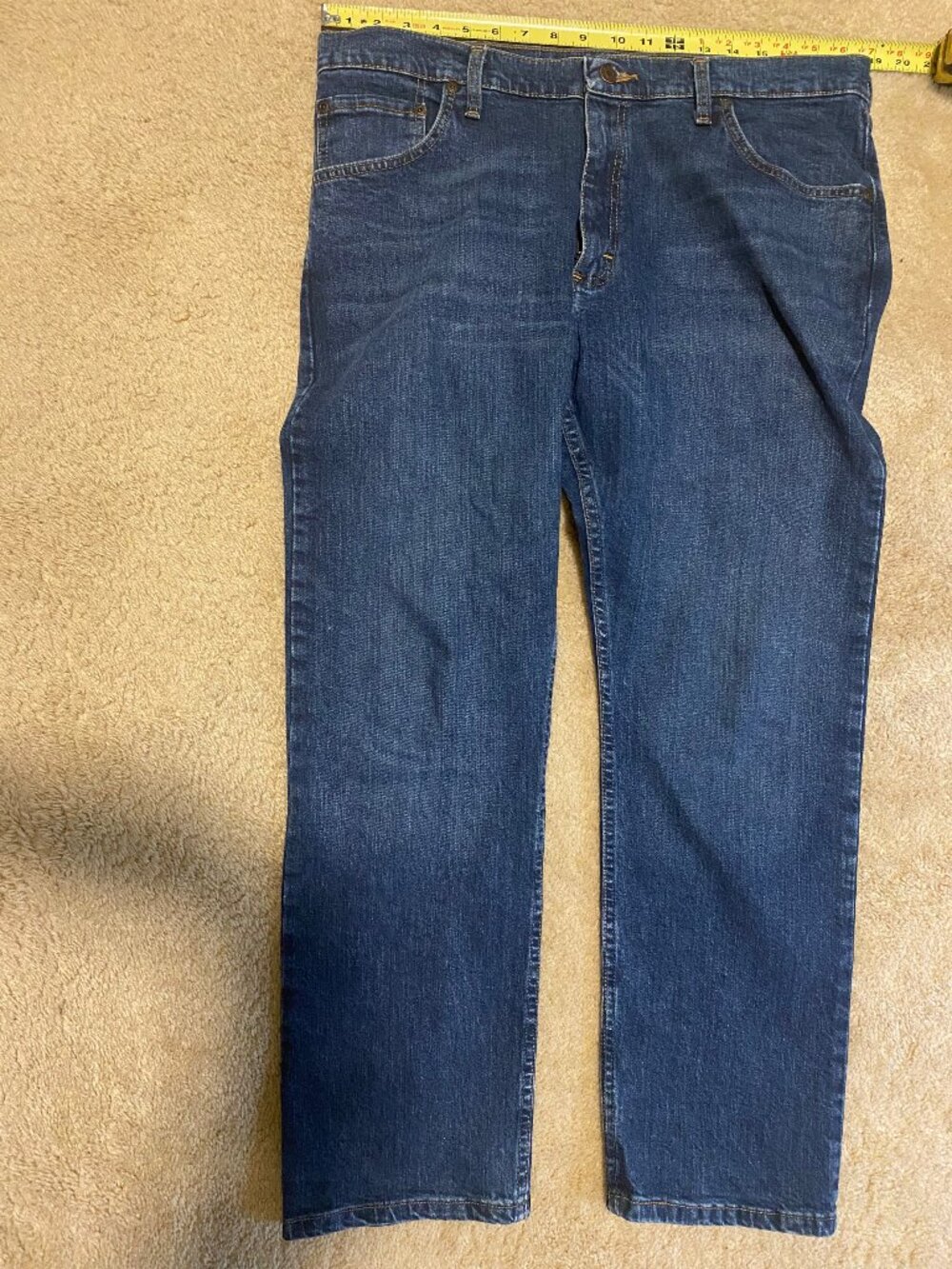 Wrangler Men's Blue Jeans - 36x29 - Excellent!